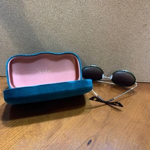 Gucci sunnies